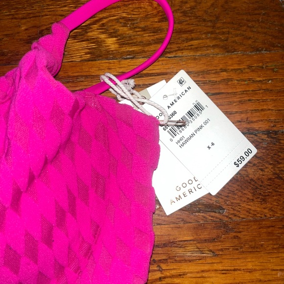 NWT Good American Hot Pink Swim Suit Top with waffle print Size X-6 MSRP 59 - Picture 3 of 4